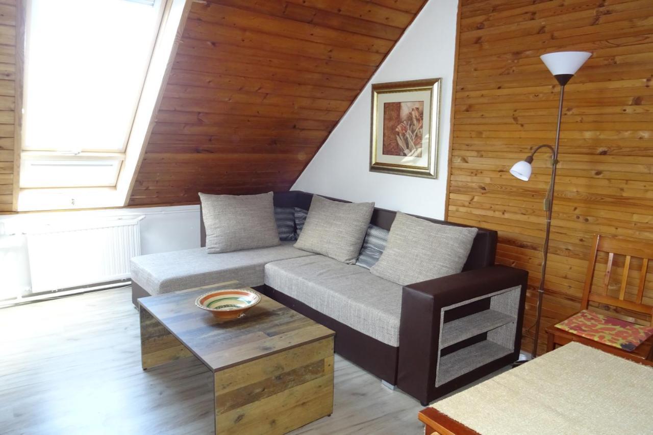 Magdalena Apartman Егер Екстериор снимка