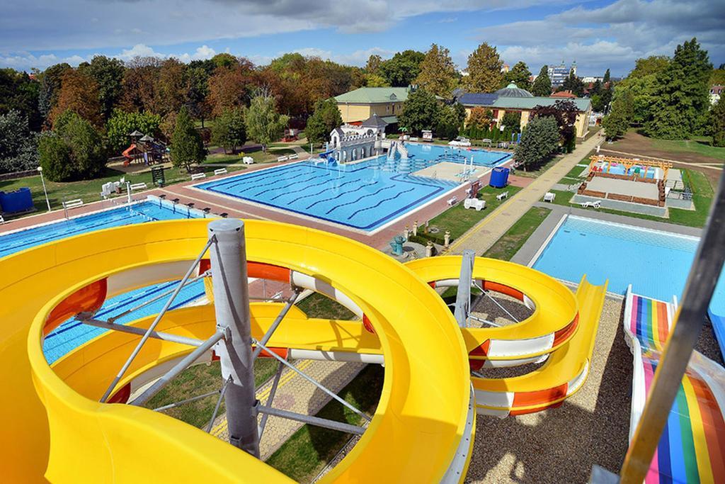 Magdalena Apartman Егер Екстериор снимка